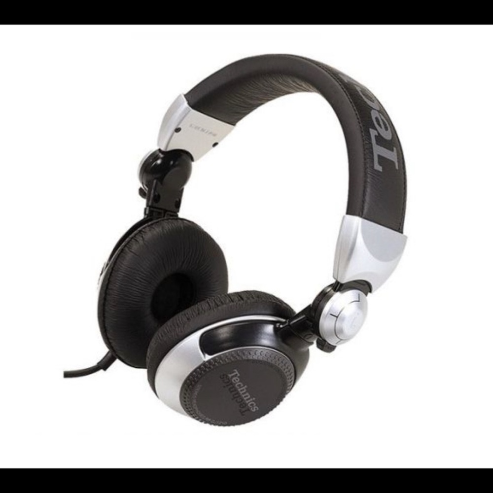 VINTAGE TECHNICS HEADPHONES RDJ 1210  - DJ HEADPHONES.  EXCELLENT CONDITION